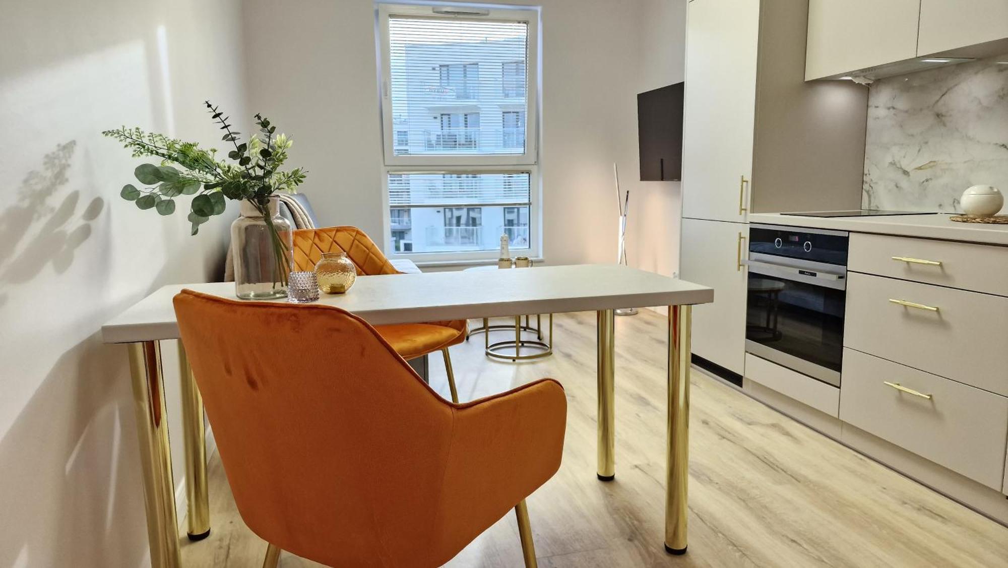77 Flou Przystan Letnica, Parking & 800m Plaza Apartment